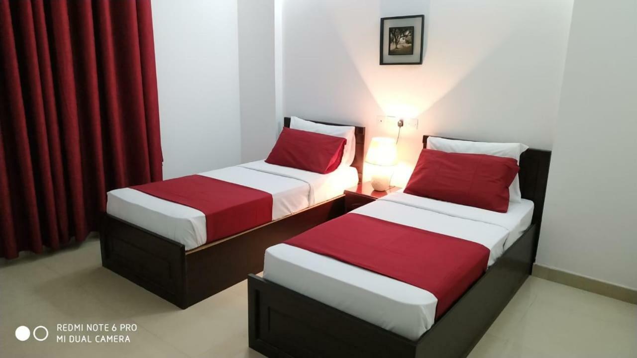 Azaiba Hotel Apartments Маскат Экстерьер фото